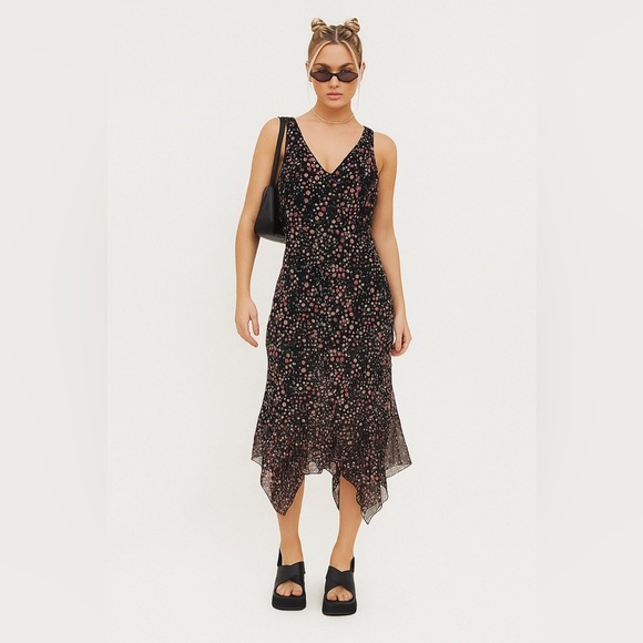 jonathan martin Dresses & Skirts - vintage 90s HANDKERCHIEF HEM midi dress polka dot Y2K surplice neckline M L